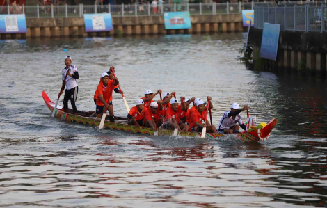 TPHCM tiếp tục tổ chức đua ghe ngo trên kênh Nhiêu Lộc - Thị Nghè