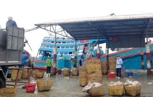 Ba dạy tôi làm mắm, làm người