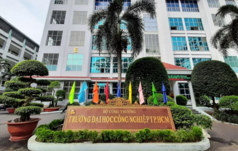 Trường đại học đầu tiên ở TPHCM thông báo lịch nghỉ Tết 2025