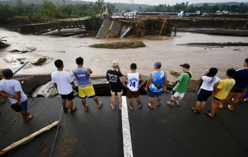 Bão Trà Mi tàn phá Philippines, ít nhất 66 người tử vong