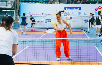 Không khí bắt đầu "nóng" lên trước giờ khai mạc giải đấu Pickleball Báo Phụ nữ