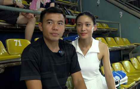 Tay vợt số 1 Việt Nam Lý Hoàng Nam căng thẳng khi chứng kiến vợ thi đấu tại Giải Pickleball Báo Phụ nữ TPHCM
