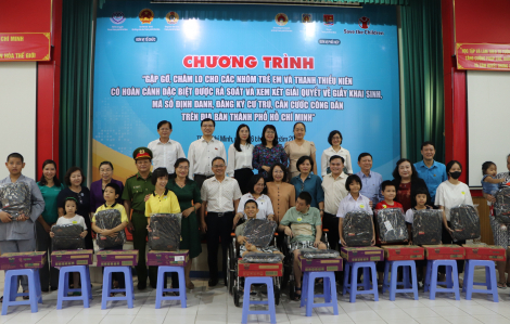 TPHCM cấp giấy khai sinh, căn cước cho 376 trẻ có hoàn cảnh đặc biệt