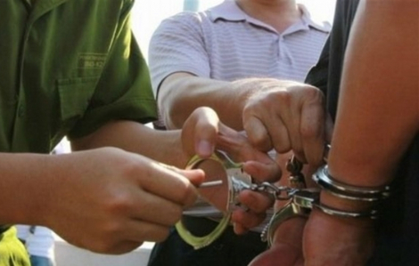 Can thiệp phần mềm đăng ký xe, nhiều cán bộ CSGT Trà Vinh bị khởi tố