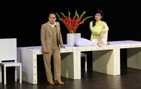 NSƯT Thành Lộc tiết lộ chuyện ban giám khảo bị tấn công tại liên hoan kịch