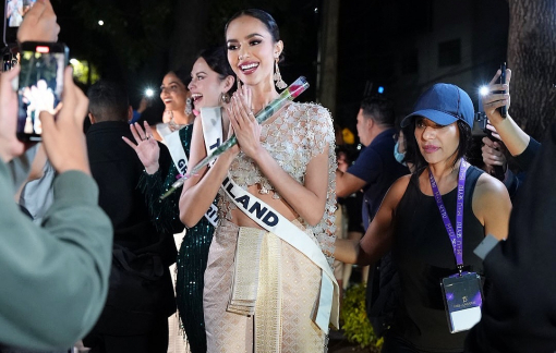 Hoa hậu Thái Lan mặc trang phục làm từ vỏ chai nhựa tại Hoa hậu Hoàn vũ