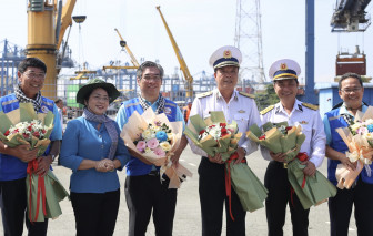 Đoàn đại biểu TPHCM hoàn thành hải trình thăm quân và dân vùng biển Tây Nam