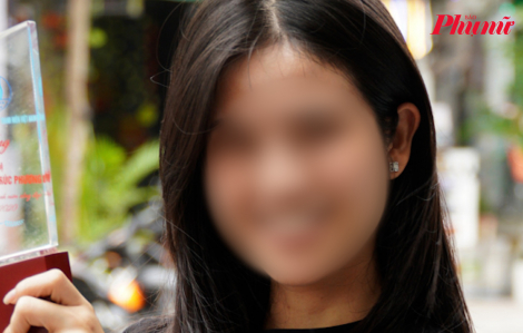 ‘Cô tiên từ thiện’ Nguyễn Đỗ Trúc Phương bị thu hồi giải thưởng ‘Thanh niên sống đẹp’