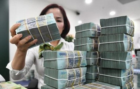Người dân gửi gần 7 triệu tỉ đồng vào ngân hàng dù lãi suất thấp