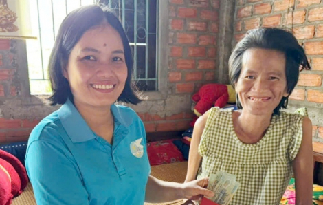 Mang yêu thương đến với phụ nữ neo đơn, phụ nữ khuyết tật
