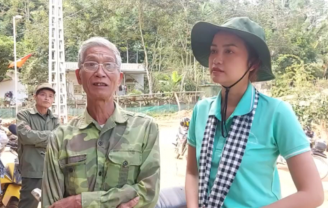 Hoa hậu Ngọc Châu, nghệ sĩ Hà Như, Lê Tứ… xúc động khi thăm người dân làng Nủ