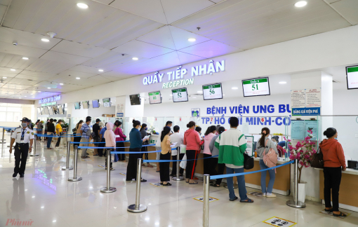 Tin tức ngày 5/12: Mỗi ngày có gần 5.000 lượt bệnh nhân khám ung thư