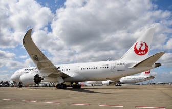 Japan Airlines hoãn chuyến bay do 2 phi công uống rượu