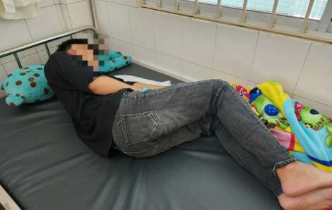 Làm rõ vụ nam sinh lớp 10 bị đánh hội đồng đến nhập viện
