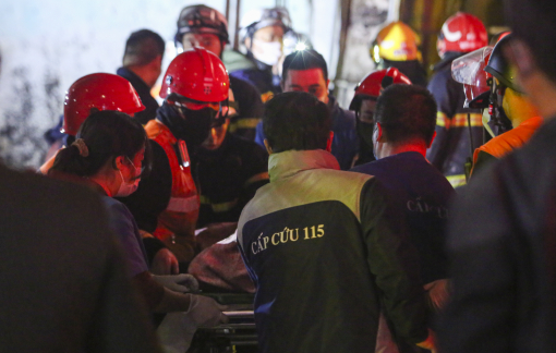 Quán cà phê ở Hà Nội bị phóng hỏa lúc nửa đêm,11 người tử vong