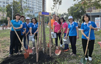 Hội LHPN TPHCM phát động trồng cây vì thành phố sạch, xanh và thân thiện môi trường