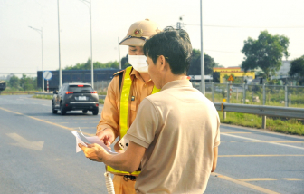 Vì sao phải thi lại khi giấy phép lái xe hết hạn chỉ 1 ngày?