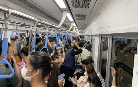 Lý do tàu metro số 1 dừng đột ngột 10 phút?