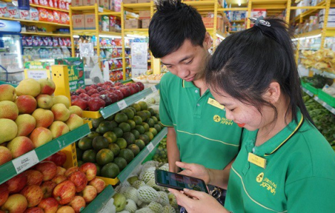 Bách Hóa Xanh nói sẽ ‘hoàn tiền cho khách hàng mua giá nhiễm hóa chất’