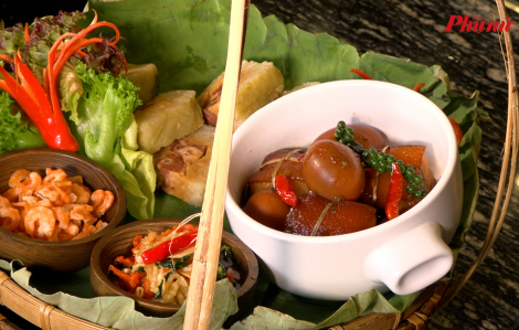 Làm thịt kho trứng ngon như khách sạn 5 sao