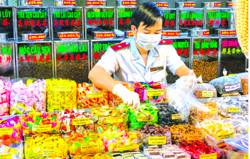 TPHCM kiểm tra an toàn thực phẩm 15.700 cơ sở trong năm 2024