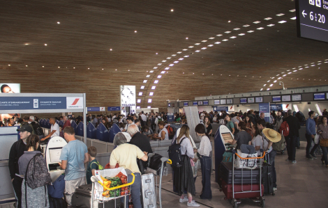 Sắp đón lượng khách kỷ lục, hàng không và đường sắt khuyến cáo hành khách dịp Tết