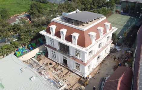 “Thần đèn” dịch chuyển căn biệt thự nặng hơn 3.000 tấn ở Bình Dương