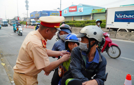 Trạm dừng chân nghĩa tình dịp tết