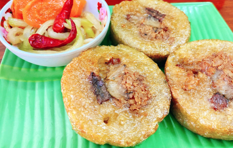 Bánh tét chiên cuối tết