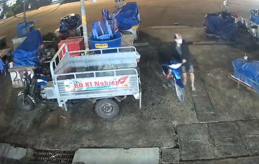 Kẻ lạ đột nhập, trộm xe ba gác ở chợ Bình Điền