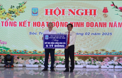 Công ty TNHH MTV Xổ số kiến thiết tỉnh Sóc Trăng nộp ngân sách hơn 2.162 tỉ đồng