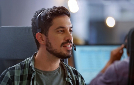 Hàng loạt tỷ phú Ý trình báo bị lừa bởi AI giả giọng Bộ trưởng Bộ Quốc phòng