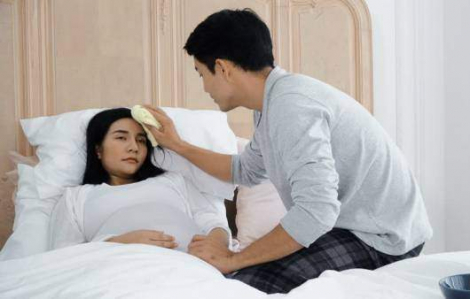 Chồng được nghỉ việc hưởng chế độ thai sản khi vợ sẩy thai