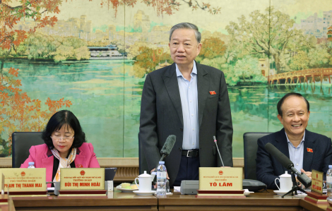 Tổng bí thư: Máy móc trong đấu thầu, Việt Nam sẽ thành bãi rác khoa học công nghệ