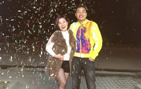 Chồng không chỉ yêu chiều vợ mà còn chăm sóc cả nhà vợ ân cần