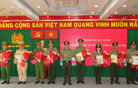 16 đại tá, thượng tá Công an Đồng Tháp nghỉ hưu trước tuổi