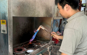 Nghề kim hoàn bao giờ trở lại thời hoàng kim? - Bài 3: Làm thợ bạc ở xứ “đeo vàng đỏ tay”