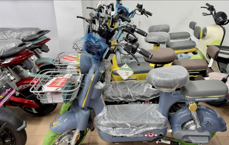 Nguy cơ cháy nổ từ xe đạp điện siêu rẻ