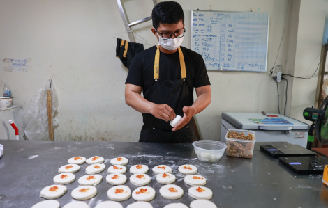 Bánh bao tươi nhân ớt, món ‘lạ mà quen’ khiến dân sành ăn mê mẩn