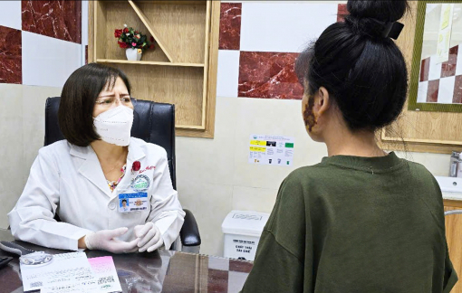 Dù hết tết, nhiều người vẫn bị tai nạn pháo hoa