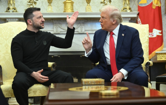 Chia sẻ mới nhất của Tổng thống Trump về lựa chọn của Tổng thống Zelensky với thỏa thuận khoáng sản