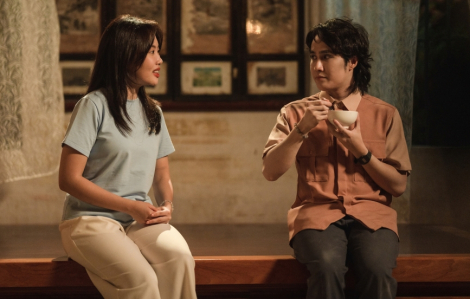 “Nhà gia tiên” vượt 200 tỉ đồng, nối dài chuỗi phim Việt thắng lớn tại rạp