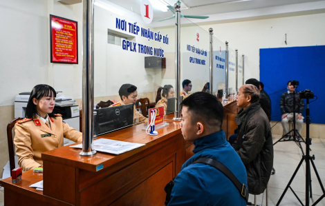 CSGT tiếp nhận hơn 36.700 hồ sơ cấp, đổi giấy phép lái xe