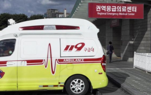Sản phụ người Việt sinh con trên xe cứu thương ở Hàn Quốc sau khi 13 bệnh viện từ chối