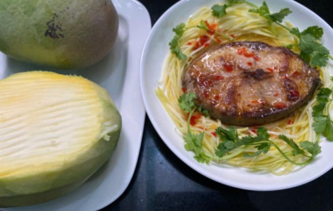 Cá chiên xoài bằm nước mắm, bạn đã thử chưa?