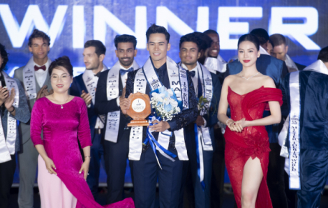 Không có chuyện thu hồi danh hiệu của thí sinh Nam vương Du lịch Thế giới