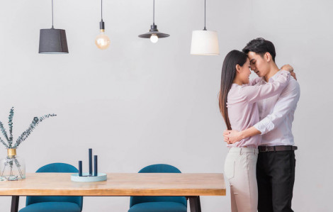 Chồng tôi đang "say nắng" đồng nghiệp