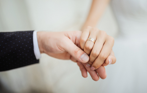 Có quá tham lam khi muốn một danh phận?