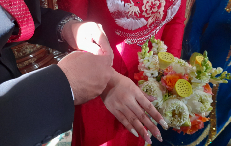 Vượt qua biến cố cuộc đời: Cha ruột và mẹ kế đã nhẫn tâm gả bán tôi