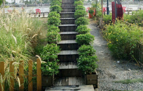 Sống nhẹ như mây trời